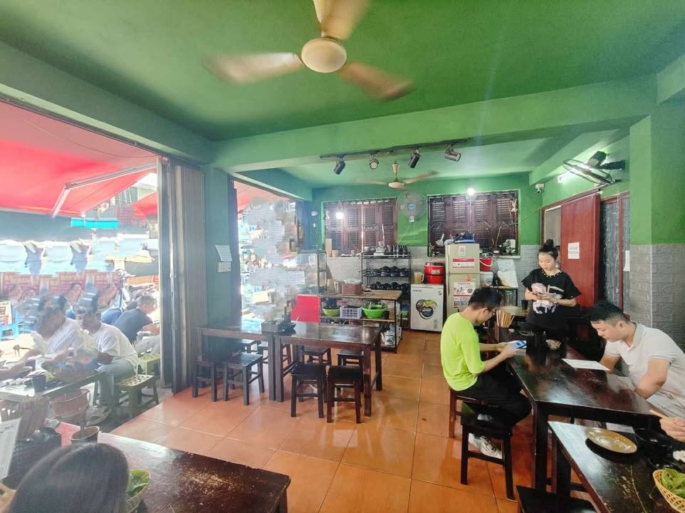 Cho thuê mặt bằng kinh doanh 40m² Láng Hạ - Ô tô tránh, sát phố, 14 triệu