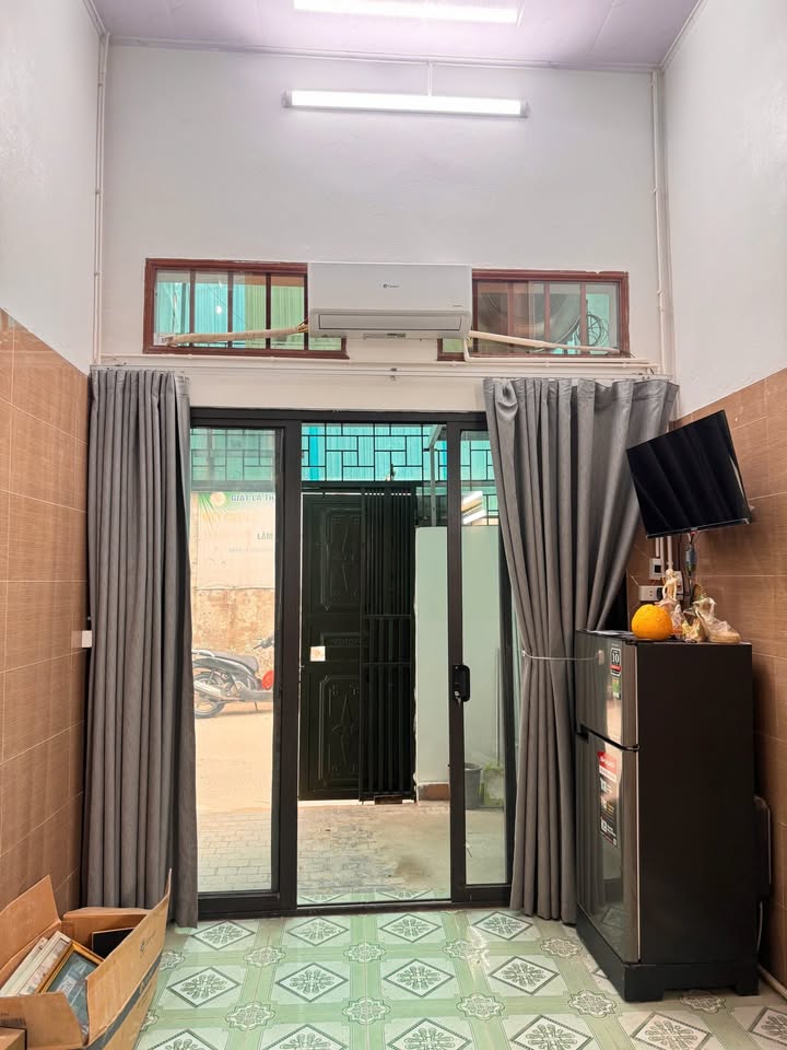 Cho thuê nhà mặt phố Phan Đình Giót, Hà Đông - 32m², Full đồ, ở ngay!