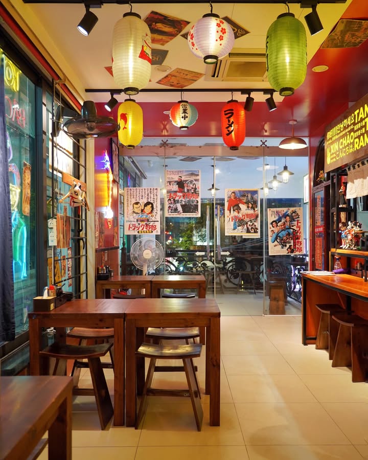 Mặt bằng kinh doanh 13m² Chân Cầm, Hoàn Kiếm - Gần Nhà thờ Lớn, Giá 13 Triệu/Tháng