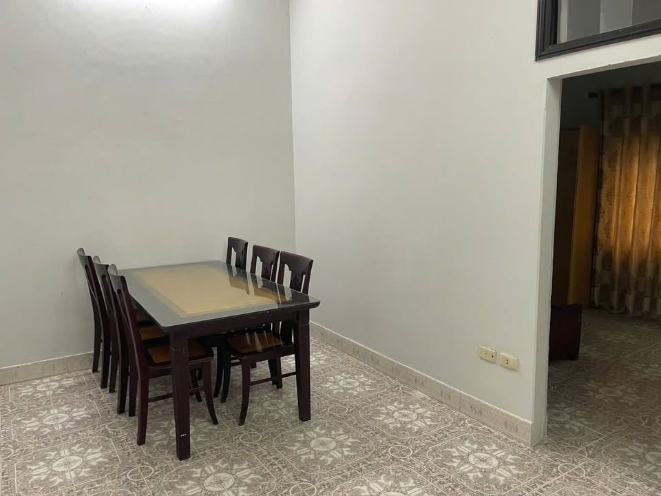 Nhà nguyên căn Thanh Nhàn, Hai Bà Trưng 160m² - Ô tô vào tận nhà!