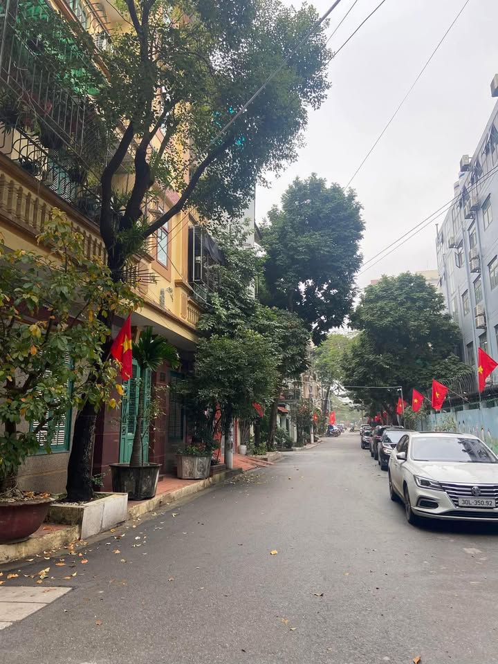 Nhà riêng Đại Kim 55m² giá 16 tỷ - Ô tô vào tận nhà