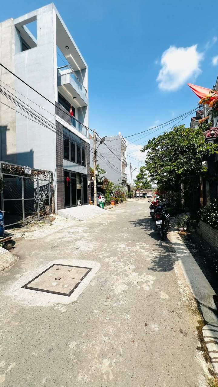 Biệt Thự Vườn Lài Nối Dài Tân Phú 160m² - Thiết kế hiện đại