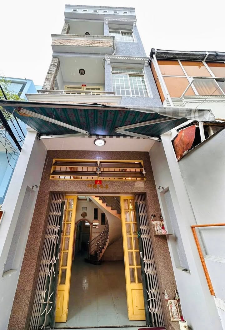 Nhà Riêng Đường Minh Phụng Quận 11 76m² - Sẵn sàng ở ngay!