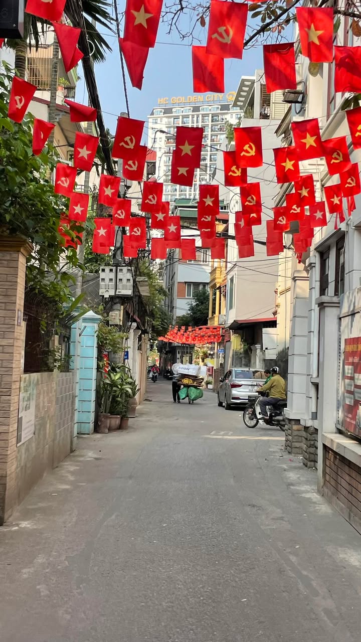 Đất nền Bồ Đề Long Biên 65m² - Tiềm năng tăng giá vượt trội!