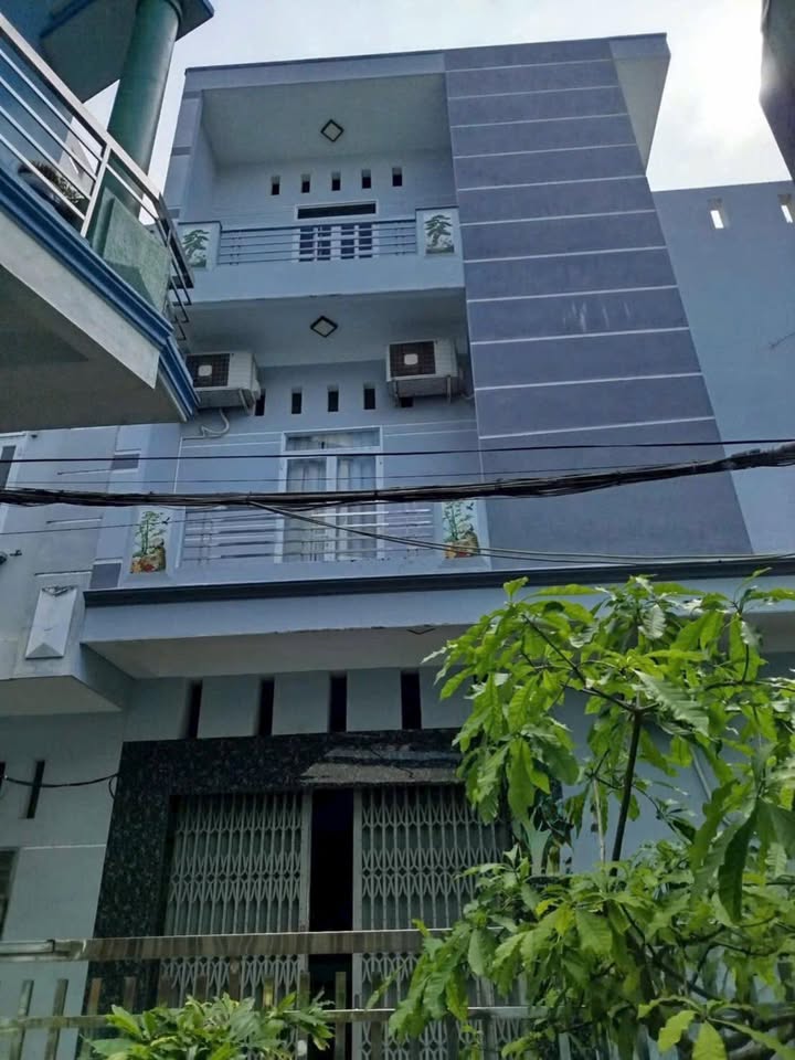 Nhà 3 Tầng Trung Tâm Quy Nhơn - 40m² Sổ Hồng, Giá Tốt