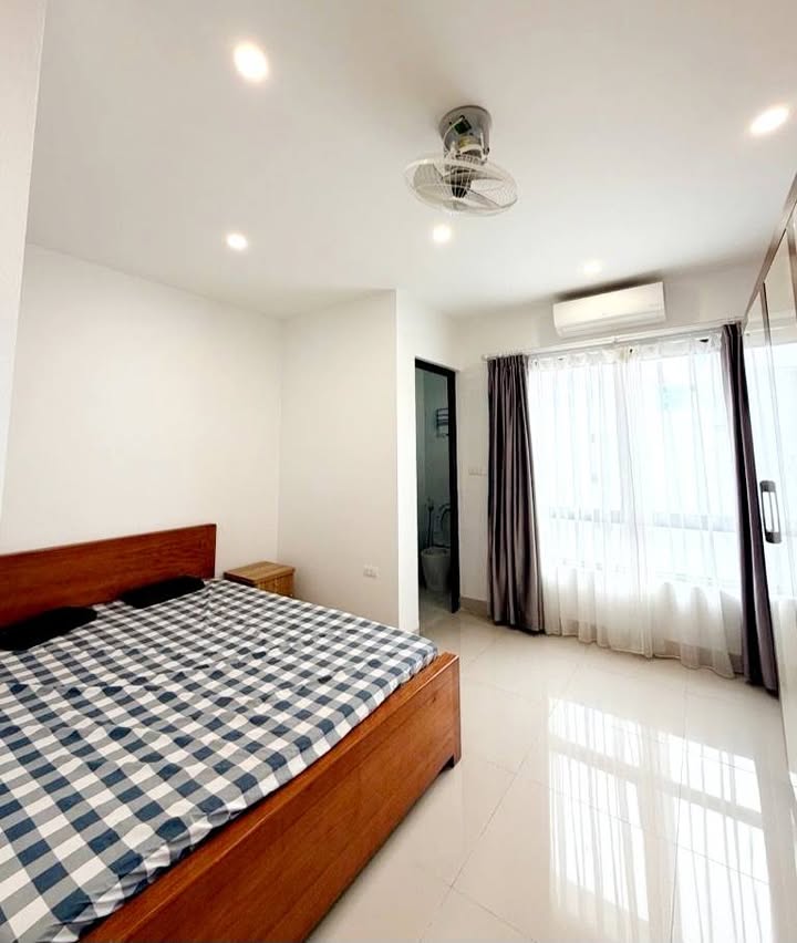 Nhà Riêng Quảng An, Tây Hồ 74m² - Vị trí đẹp, ô tô tránh