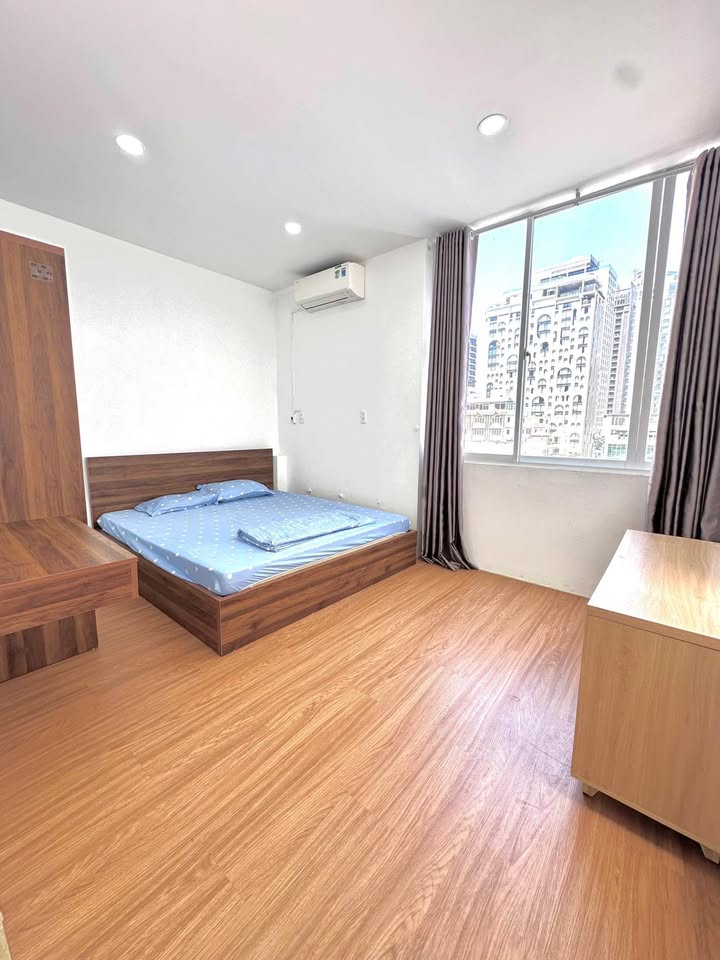 Cho thuê căn hộ Trần Phú, Nha Trang 45m² - Full nội thất, view phố, giá 6.5 triệu