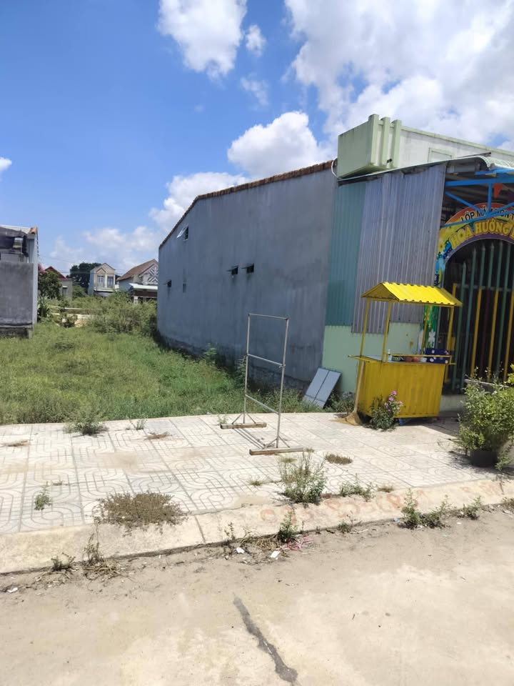 Đất nền Thị trấn Ngô Mây 120m² giá 950 triệu - Sổ đỏ chính chủ!