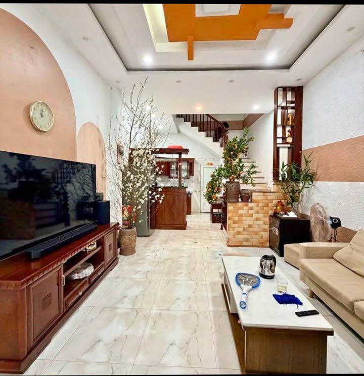 Nhà 4 Tầng Đại Học Công Nghiệp 33m² Nở Hậu - Full Nội Thất