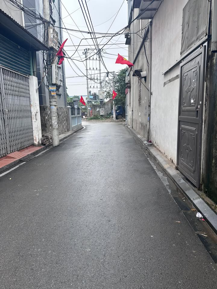 Nhà 49m² Hải Bối, Đông Anh - Ô tô vào nhà, hơn 4 tỷ