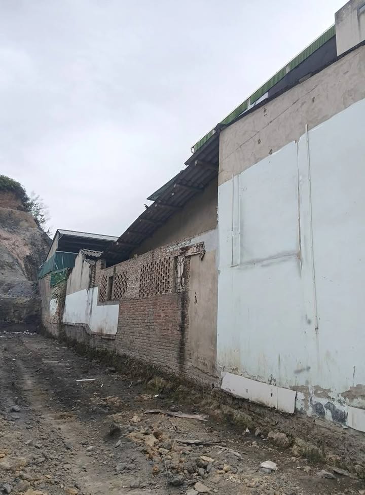 Nhà Trần Thái Tông, Lào Cai - 80m² Sổ Hồng, Kinh Doanh Đắc Lợi