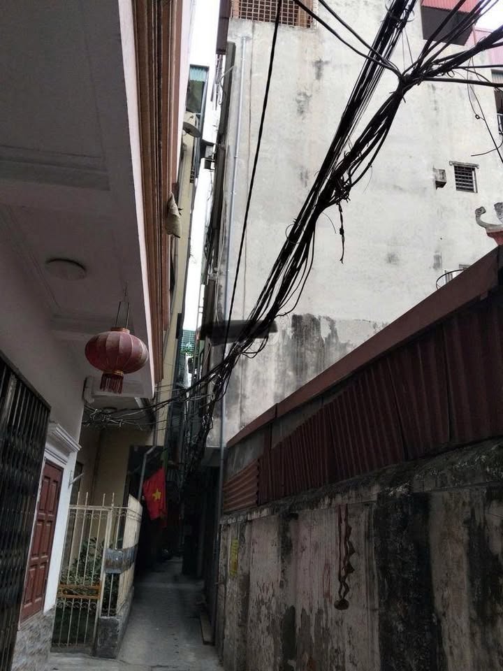 Nhà 5 Tầng Ngõ 145 Quan Nhân, Thanh Xuân - 4PN, Full Nội Thất, Giá 7.5 Triệu