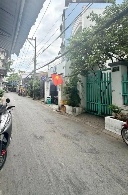 Nhà Đẹp 43m² Hẻm Xe Hơi Đặng Văn Bi, Thủ Đức - Giá 4.3 Tỷ