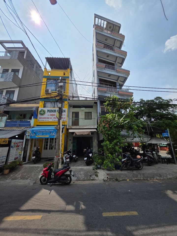 Nhà Mặt Tiền Lò Siêu, Quận 11 - 39m², 7.9 Tỷ, Kinh Doanh Đắc Lộc