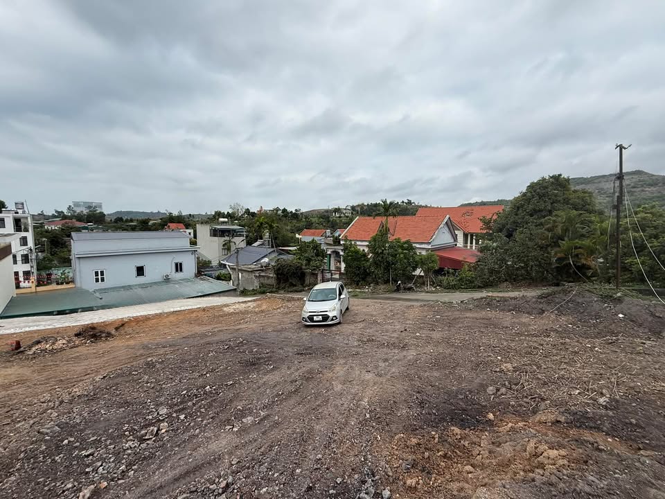 Bán Đất Nền Hà Giang 56m² Giá 1.4 Tỷ - Sổ Đỏ Sẵn Sàng