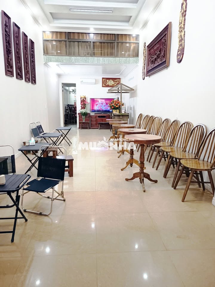 Cho thuê mặt bằng 90m² mặt đường Đông Khê, Ngô Quyền - Kinh doanh sầm uất