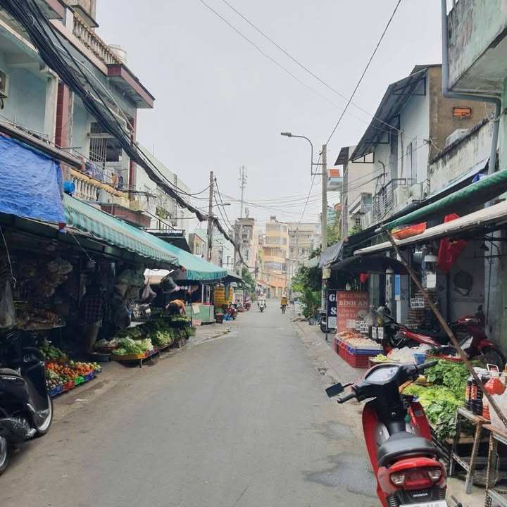 Nhà 2 Mặt Tiền Tên Lửa, 62m², Sát AEON - Kinh doanh đỉnh!