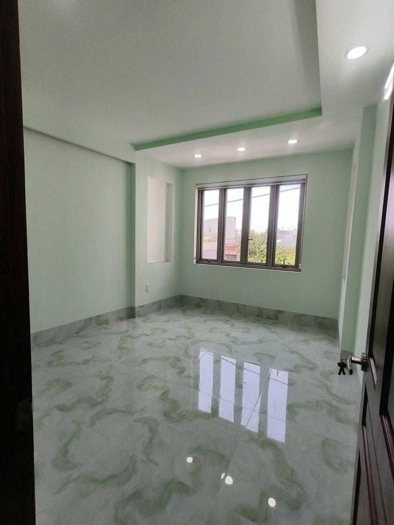 Nhà Hẻm Xe Tải 70m² Hiệp Bình Chánh, Thủ Đức - Ngang 7m Hiếm, 4 Tầng, 7.9 Tỷ