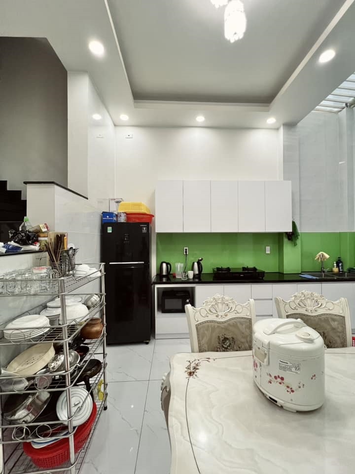 Nhà riêng Quận 10 62m² 11.3 tỷ - Ô tô vào tận nhà, vào ở ngay!