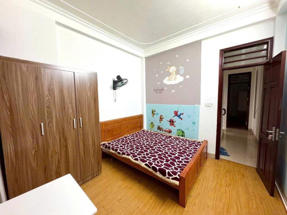 Nhà Cầu Giấy 36m² - Sẵn sàng ở ngay, sổ hoa khôi!