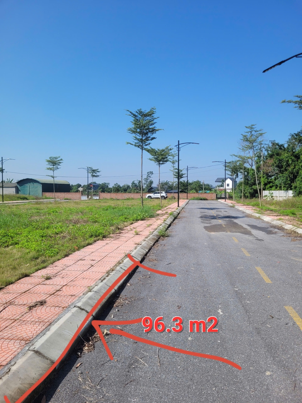 Bán đất Sóc Sơn 100m² - 2 mặt tiền, Sẵn sổ, gần Sân bay