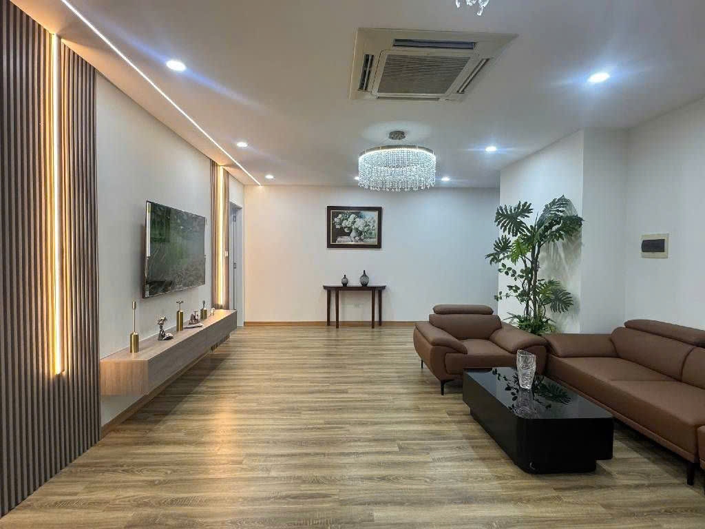Chung cư Hoàng Đạo Thúy 115m² - 11.9 tỷ, 3PN Hiện đại, Sổ đỏ sẵn sàng