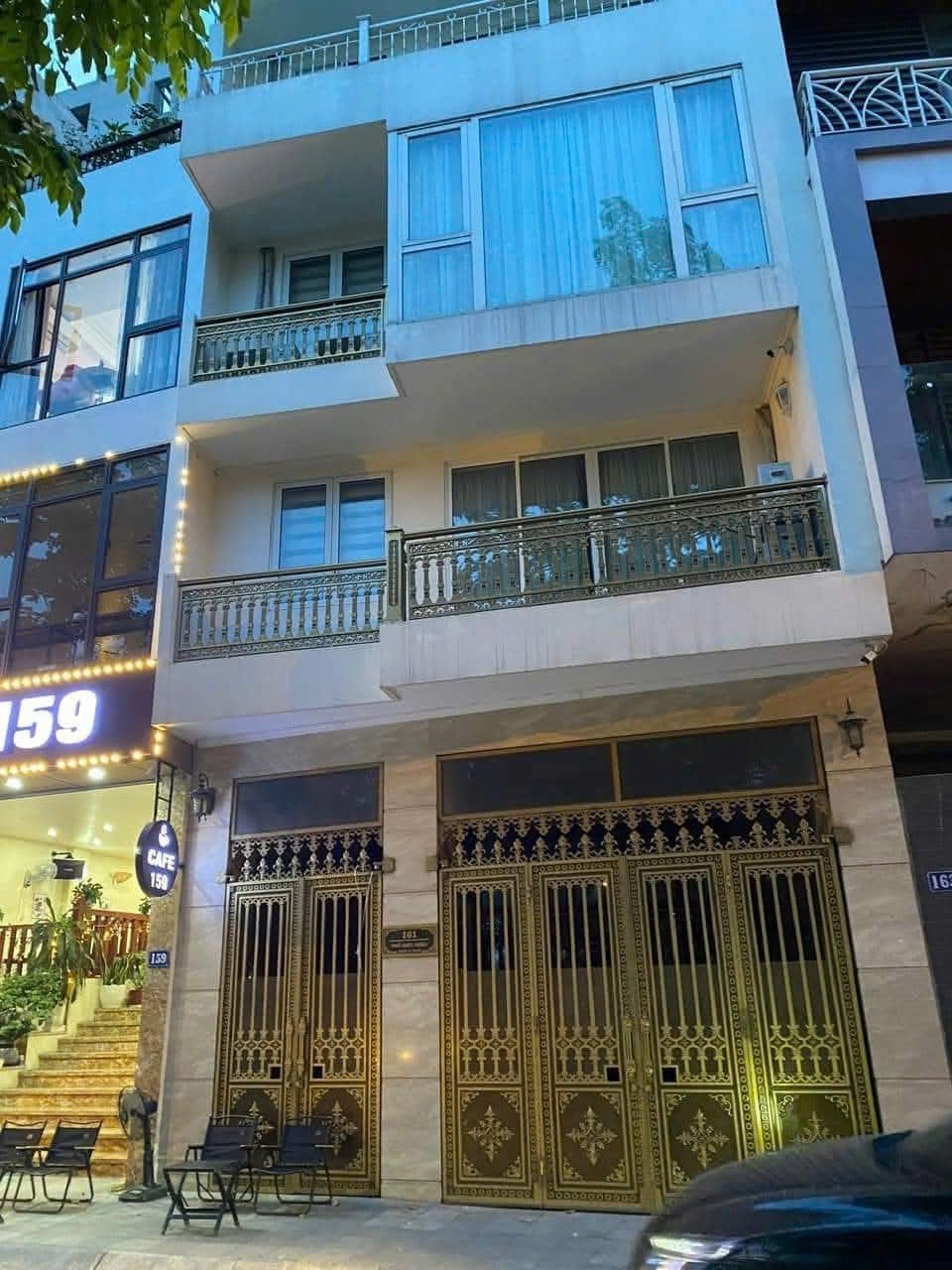 Nhà phố Ngọc Khánh Ba Đình 100m² - Ô tô vào tận nhà, full nội thất!