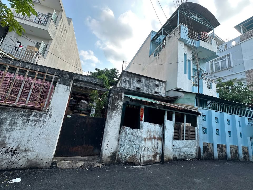 Đất Vàng Thủ Đức 114.9m² Mặt Tiền Võ Văn Ngân - Sổ Hồng Riêng, Giá Tốt