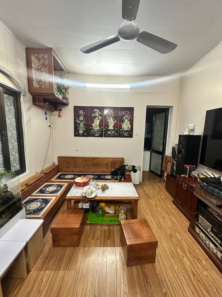 Căn hộ Tập thể Minh Khai, Hoàng Mai 70m² - Căn góc 3 mặt thoáng!