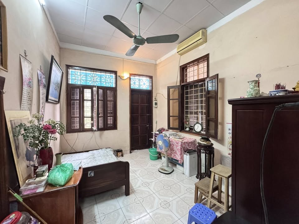 Nhà Mặt Phố Đại Cồ Việt 66m² - Kinh Doanh Sầm Uất, Sổ Đỏ Chính Chủ