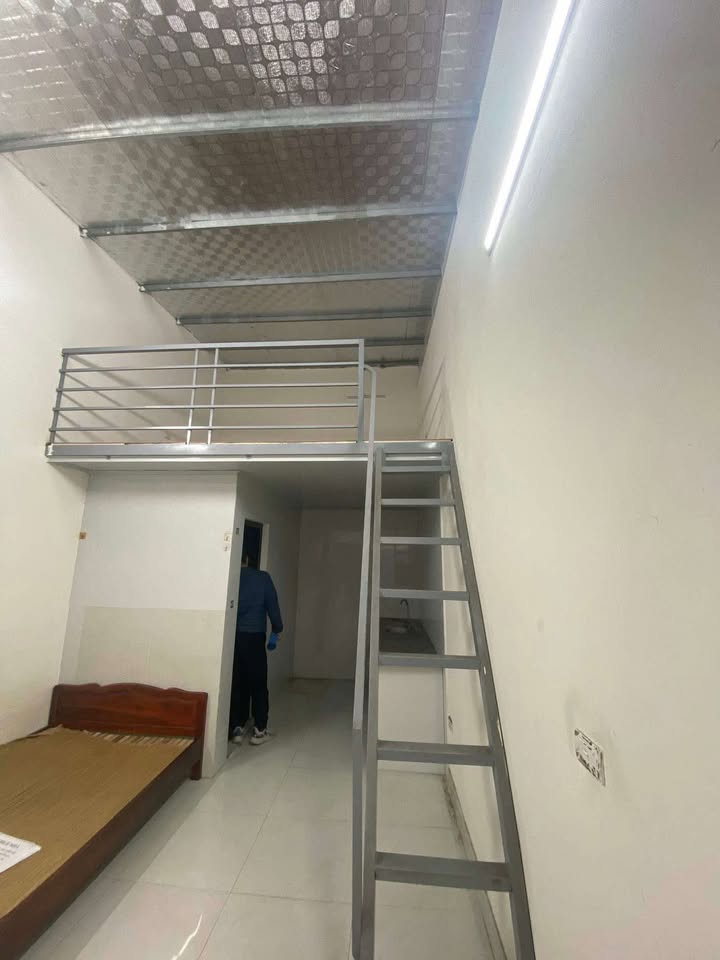 Cho thuê phòng 25m² có gác xép - Sát Học viện Tài Chính, Bắc Từ Liêm