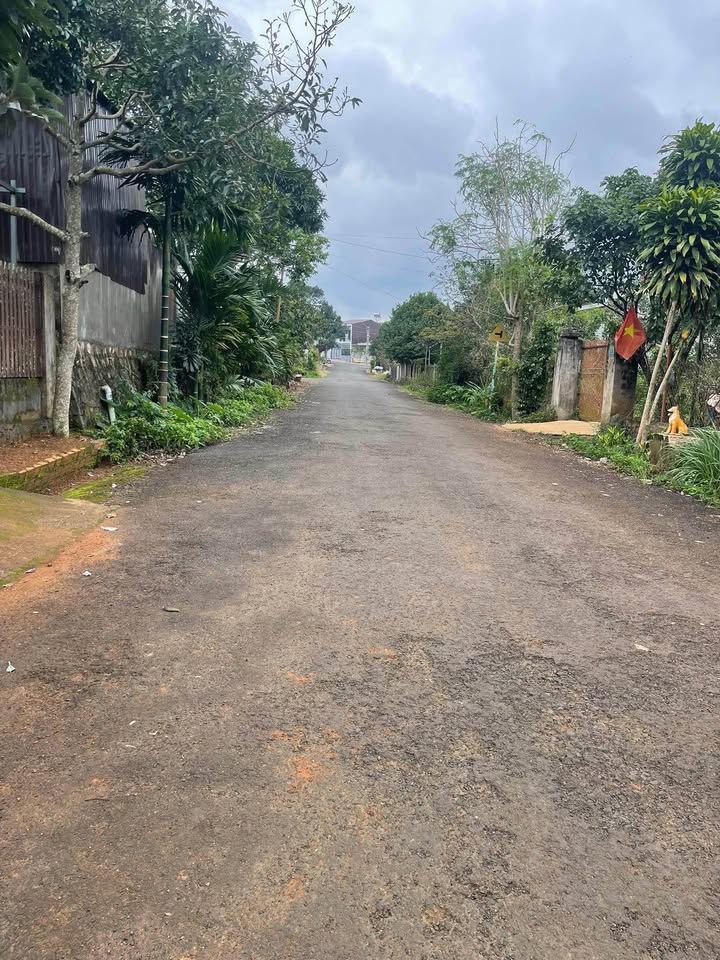 Đất Nền Đắk Mil 216m² - Mặt Tiền Nguyễn Viết Xuân - Sổ Đỏ Vuông Vắn