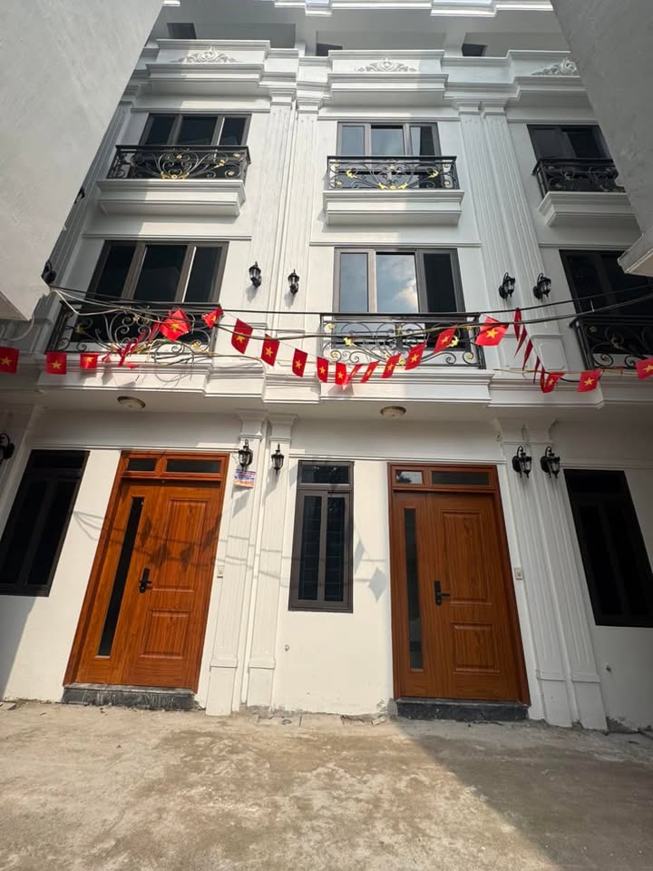 Nhà 4 Tầng Cao Viên, Thanh Oai 32m² - Giá 2.85 Tỷ, Ô Tô Gần Nhà