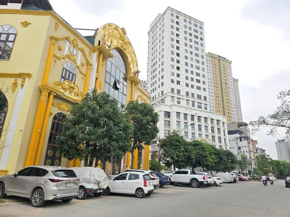 Nhà 70m² 5 Tầng, Gara 7 Chỗ Cạnh Mường Thanh Xa La, Hà Đông - 11.9 Tỷ