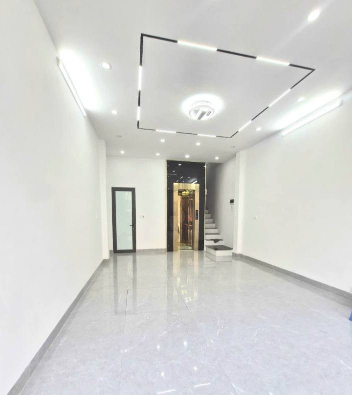Nhà Mặt Phố Phan Đình Giót, Hà Đông 35m² 15 Tỷ – Mặt tiền kinh doanh đỉnh cao!