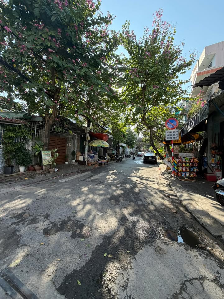 Bán Đất Kê Góc 72m² Nguyễn Công Trứ, Sơn Trà - 5.5 Tỷ, Gần Biển Mỹ Khê