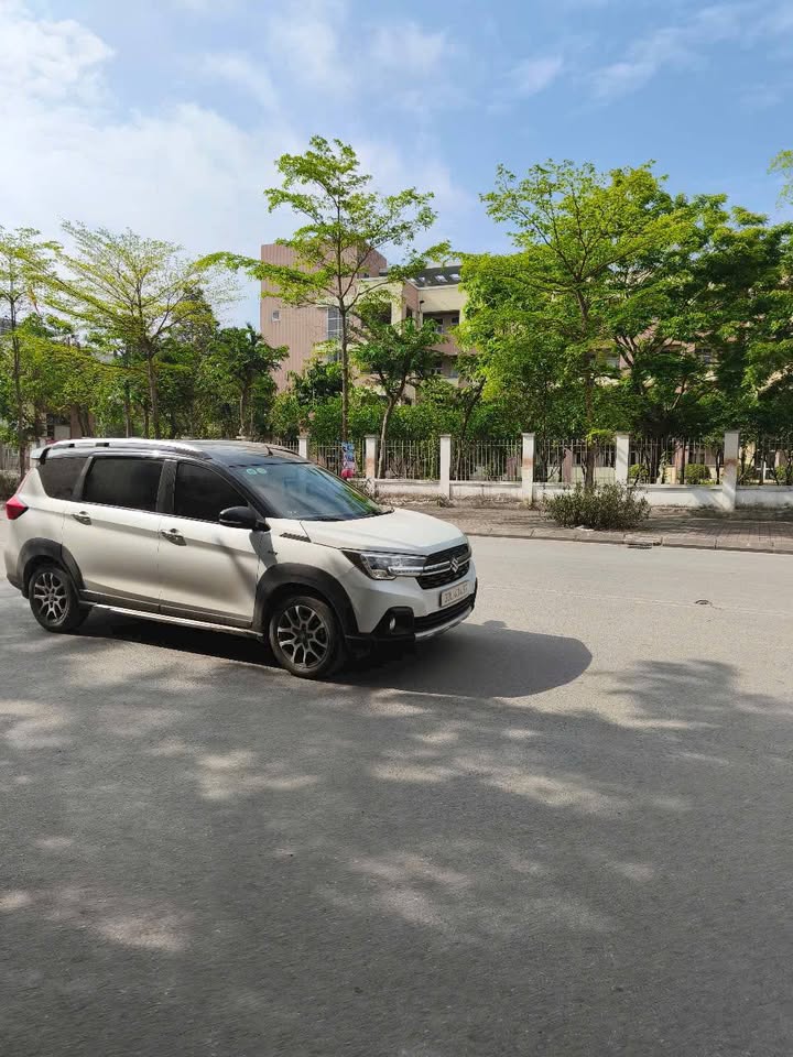 Nhà Thạch Bàn 35m² 5 Tầng Giá 6 Tỷ - Sẵn Sàng Ở Ngay