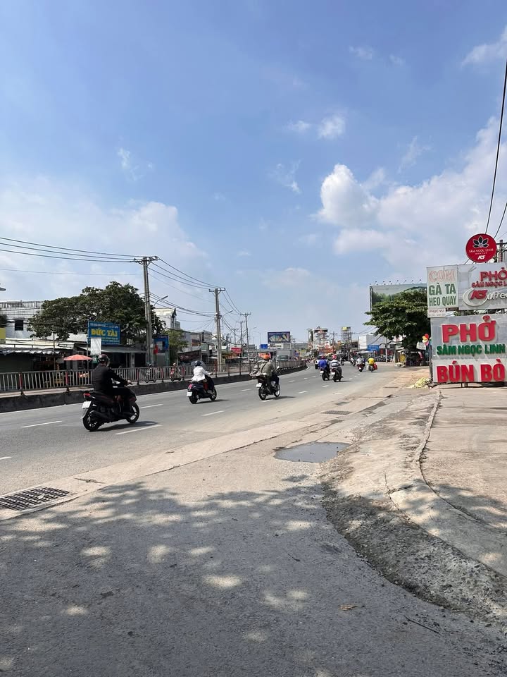 Nhà Sổ Hồng Riêng 25m² Hiệp Bình Phước - 2.8 Tỷ, 2 Lầu, Hẻm Xe Máy