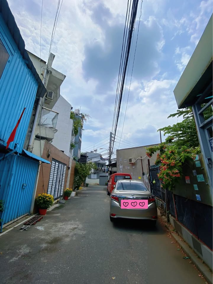 Nhà 43m² Trường Thọ Thủ Đức - Hẻm Xe Hơi Đỗ Cửa - Chỉ 4.3 Tỷ