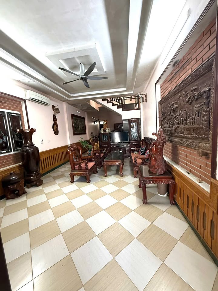 Nhà nguyên căn Phường Đông Hải, TP Thanh Hóa 11 triệu - Sẵn sàng ở ngay!