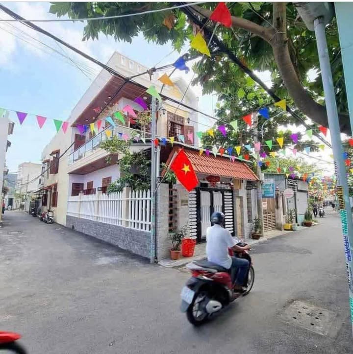 Nhà Riêng Sơn Trà 112m² - Lô Góc, Sát Biển, Đầu Tư Sinh Lời!