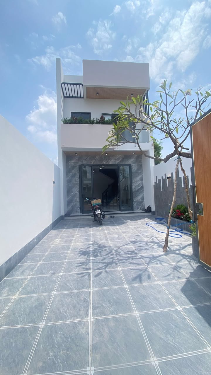 Nhà Mặt Tiền Mỹ Phong (98.8m²) Giá 2.65 Tỷ - Sẵn Sổ Hồng