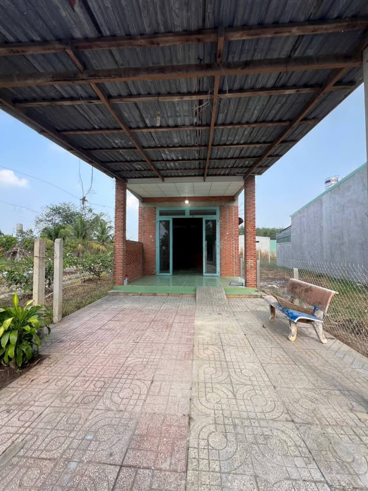 Nhà riêng QL 22B Tây Ninh 175m² giá 520 triệu - Giá tốt hiếm có!