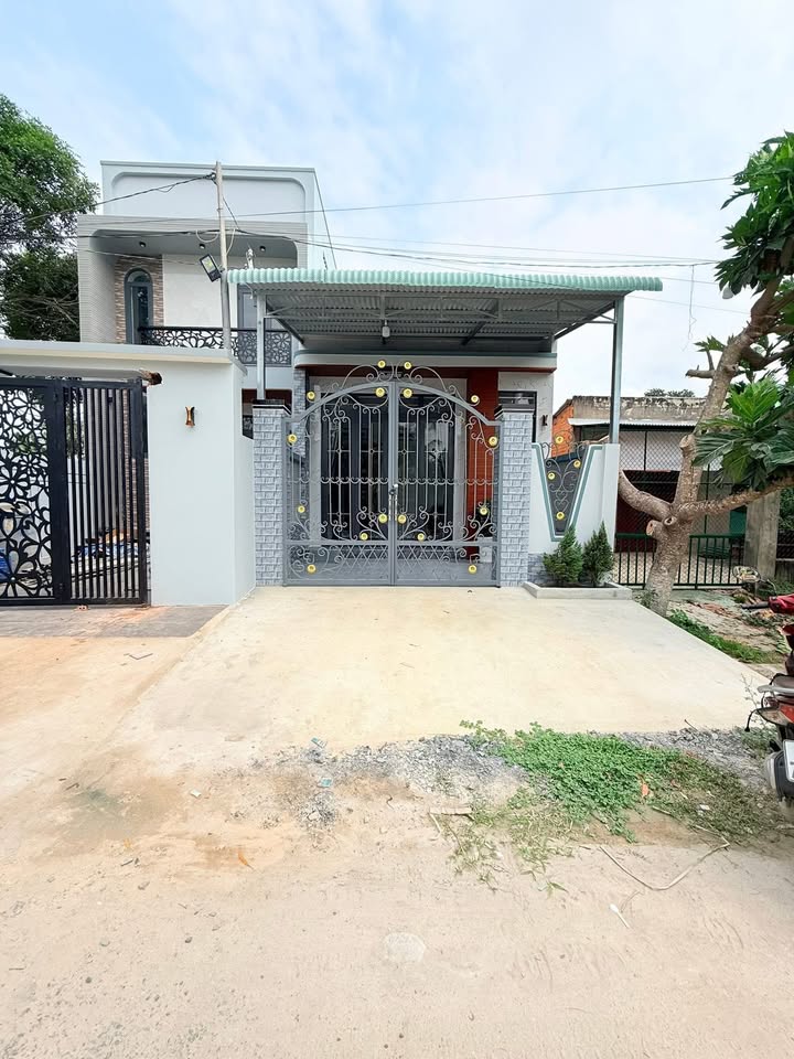 Nhà Mới Xây 90m² Đường Nguyễn Văn Linh, Tân Biên - Giá 1.05 Tỷ