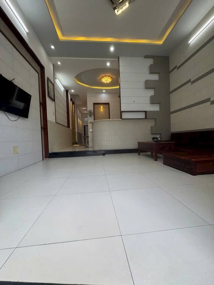 Nhà Riêng Tây Ninh 125m² - Ô tô vào tận nhà, giá chỉ 1.69 tỷ!