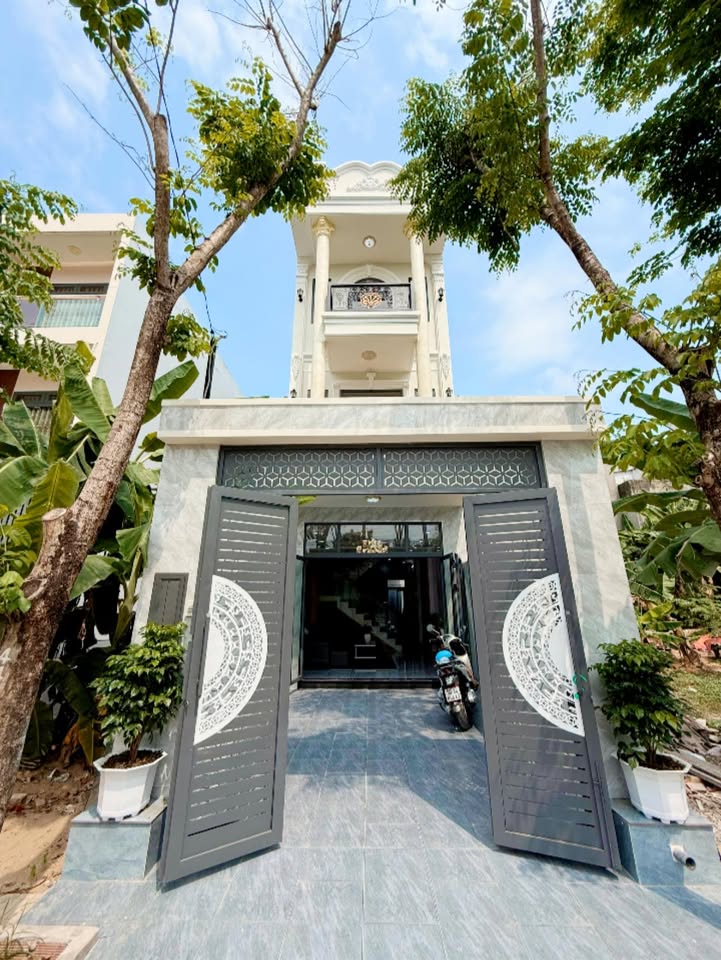 Nhà Phố Lò Lu TP Thủ Đức 68m² - Sẵn Sàng Ở Ngay!