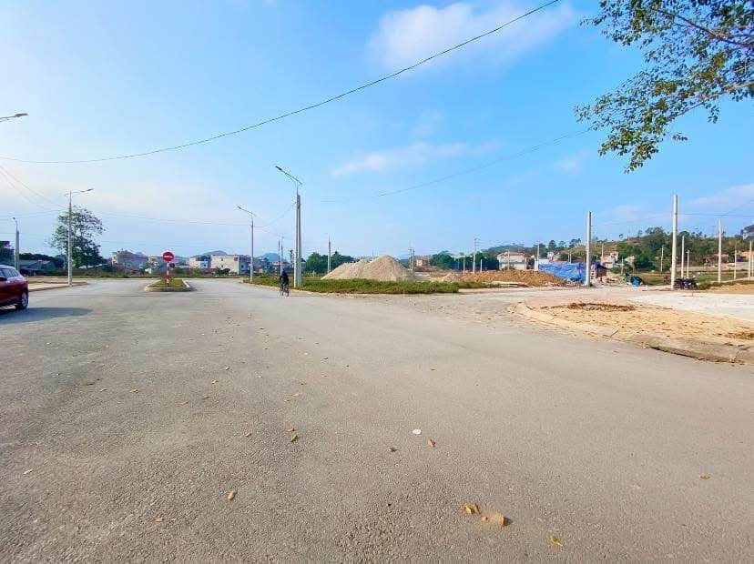 Bán gấp 2 ô liền kề 104m² đường Lê Trọng Tấn, Lạng Sơn - 3.05 tỷ/ô