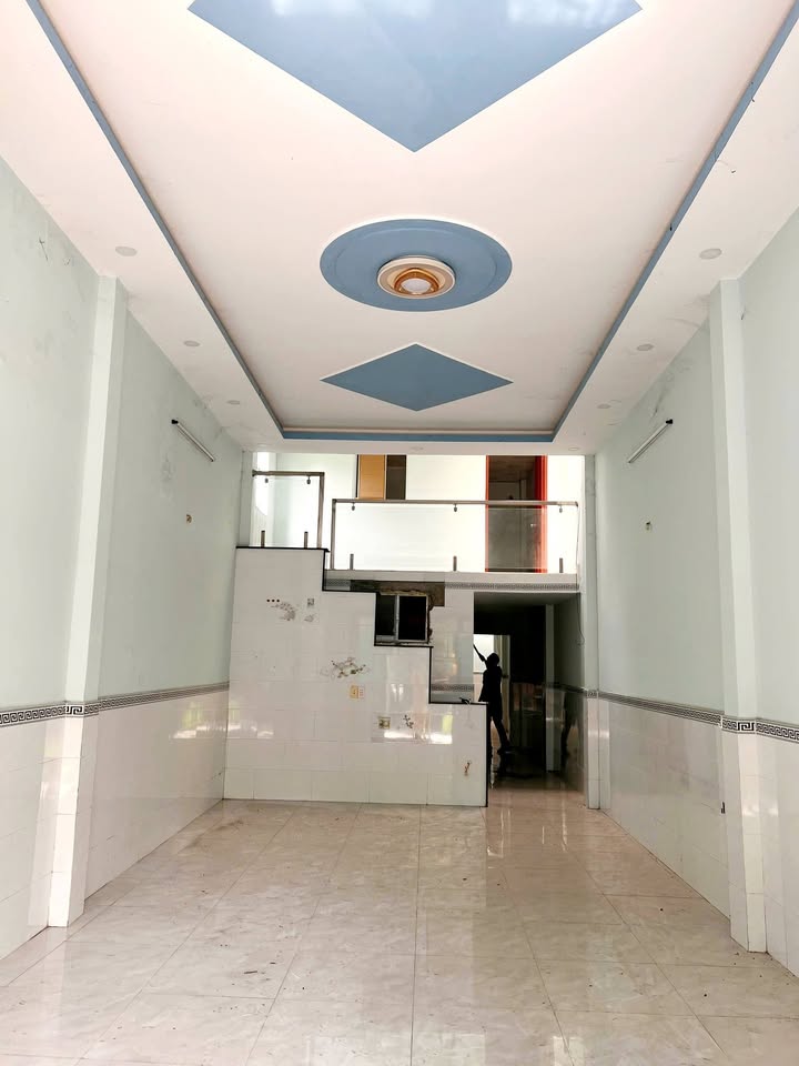 Nhà Riêng Quận 12 100m² giá 8 triệu - Sẵn sàng ở ngay!