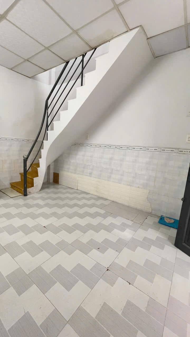 Nhà riêng Gò Vấp 30m² chỉ 5.5 triệu - Giá tốt hiếm có!