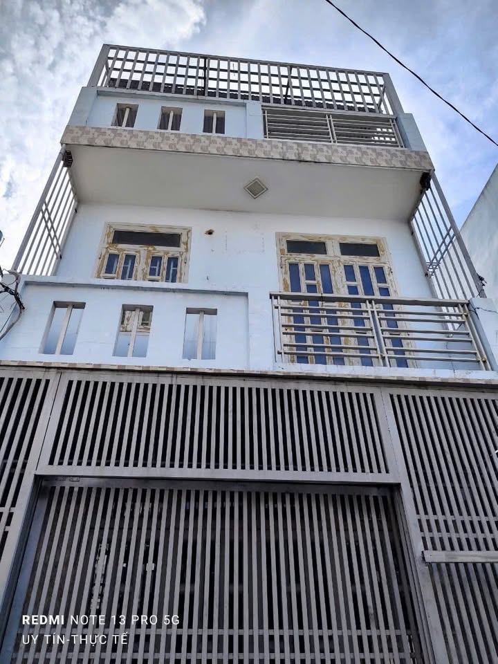 Nhà Hẻm Xe Hơi Q12, 3PN, Sẵn Sàng Ở Ngay - Giá 6.5 Triệu/Tháng